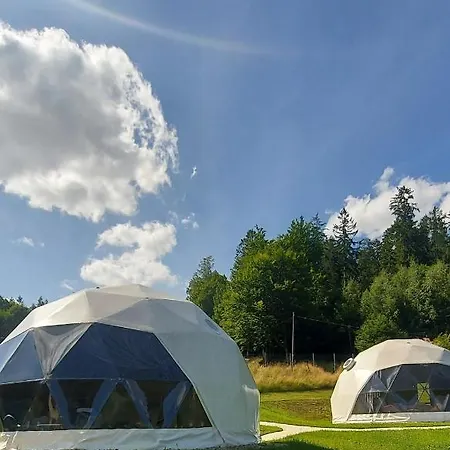Glamping Bobrowniczki W Kotlinie Klodzkiej * シュチトナ