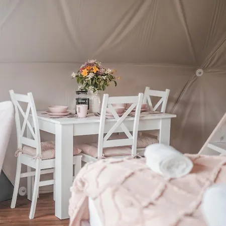 Glamping Bobrowniczki W Kotlinie Klodzkiej *